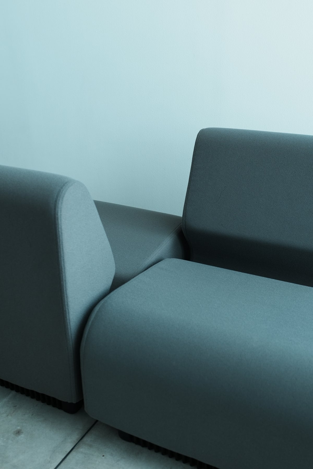 Herman Miller Modular Seating </br> Designed by Don Chadwick </br> 2-Piece Set